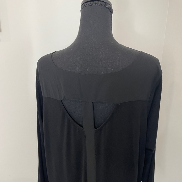 Papermoon Black 3/4 Sleeve Round Neck Top - Picture 2 of 6